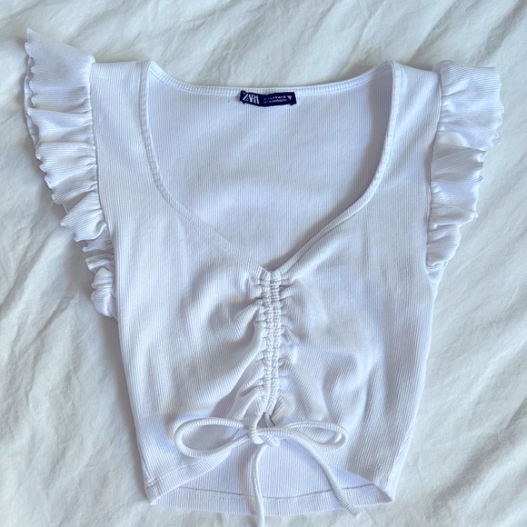 Zara Tops Zara White Ruffled Crop Top Poshmark